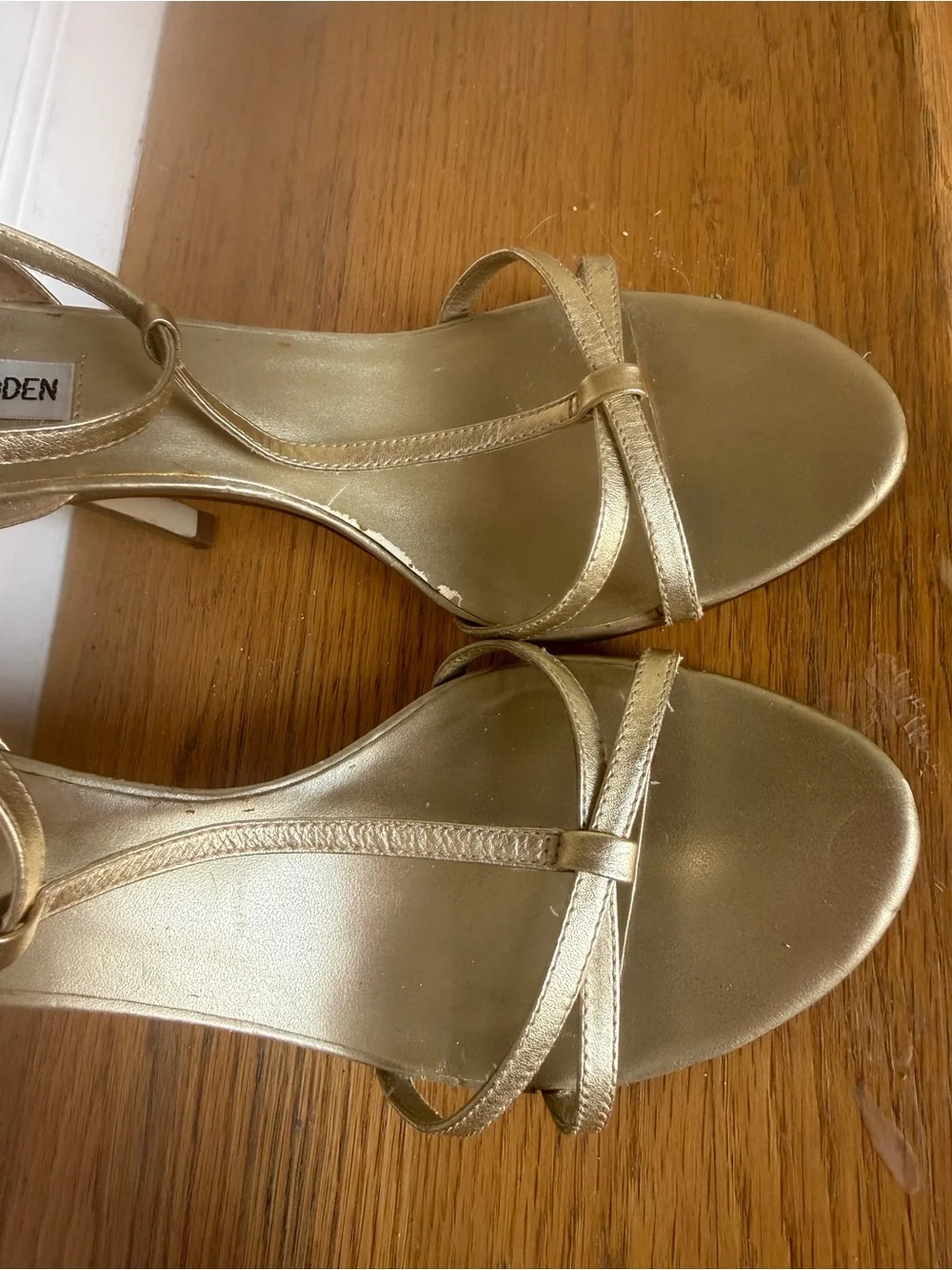 Steve Madden Holidays Gold Heels, size 8